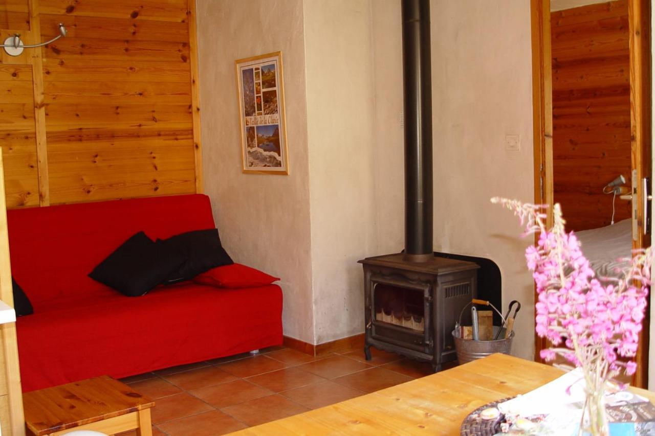 Le Leyrier Hameau Des Chazals Nevache Hautes Alpes 外观 照片